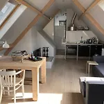 Guest house B&boosterweg3 - Free Private Parking Heemskerk