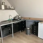 B&boosterweg3 - Free Private Parking Гостевой дом 4*
