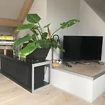 Гостевой дом B&boosterweg3 - Free Private Parking 4*