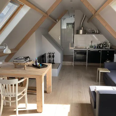 Bed & Breakfast Bboosterweg3 Heemskerk