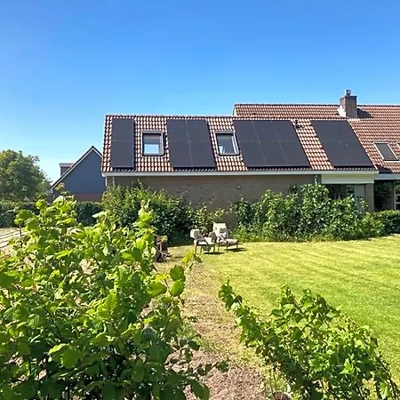 Pensjonat B&boosterweg3 - Free Private Parking 4*