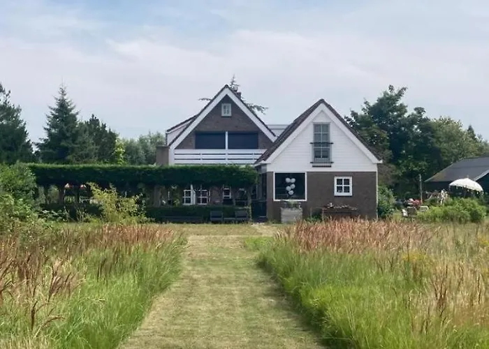 Pensionat B&boosterweg3 - Free Private Parking Heemskerk