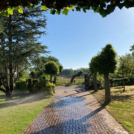 Pensionat B&boosterweg3 - Free Private Parking Heemskerk